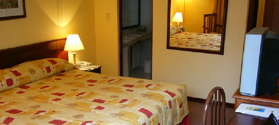 Hotel Alcala Del Rio Santiago Exterior foto